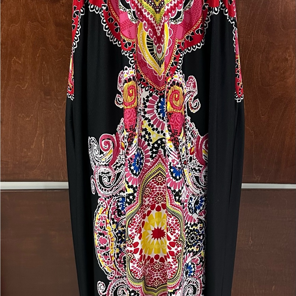 Casual Black and Red Paisley Dress